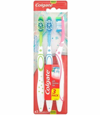 Colgate Max White Medium Toothbrush 3 Pack